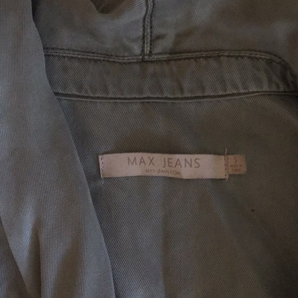 Cardigans - Picture 2 of 3